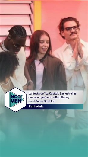Notiven on Instagram: "El espectáculo de medio tiempo del Super Bowl LX no fue solo un concierto, sino una reunión de figuras influyentes que celebraron la presentación en el Levi's Stadium. Bad Bunny llevó al escenario su emblemática "Casita", inspirada en su reciente gira y residencia en Puerto Rico, transformando el emparrillado en un vecindario lleno de vida y rostros conocidos. Entre los invitados que se vieron disfrutando y bailando en la estructura destacaron la colombiana Karol G y la ra