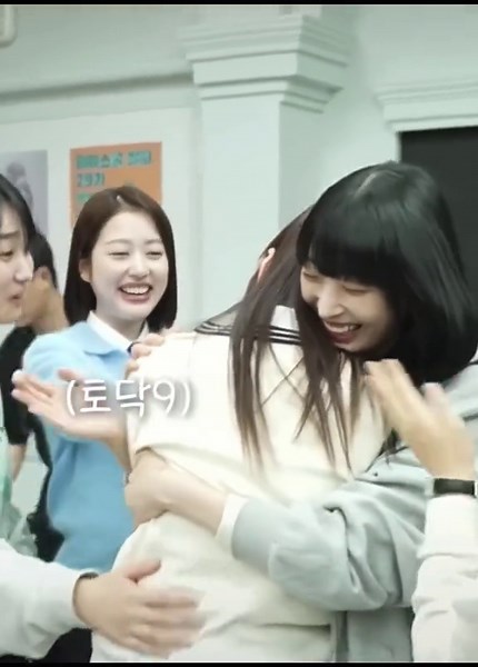 Da In Hugging Everyone: Heartwarming Moments from Ryudain, Bona, Shinseulki, and More