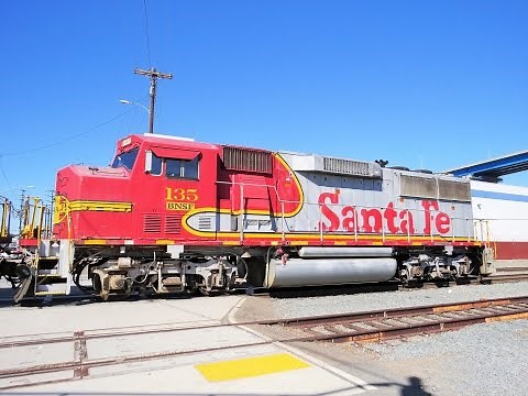Smokey! BNSF and Santa Fe EMD GP60M Locomotive Start Up