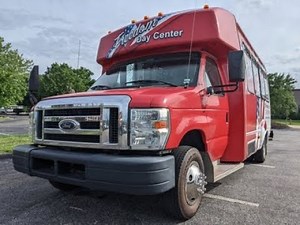 2007 Ford E-450 Shuttle Bus