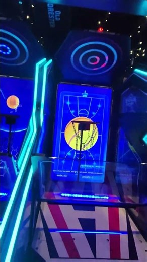 Weekend mode wearing the Oakley Meta HSTN 🐎🛹🕹️🍹⚾️ #oakley #metaglasses