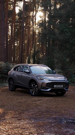 𝐒𝐭𝐚𝐧𝐝 𝐨𝐮𝐭, 𝐨𝐫 𝐬𝐭𝐚𝐲 𝐞𝐥𝐞𝐠𝐚𝐧𝐭. Whatever your style, the MG HS Super Hybrid offers colors to match—backed by 295 BHP and 1000km total driving range. Performance in every shade. Book a Test Drive, Now. 📞 09617-454545 or Visit our Showroom: 📍 Dhaka: 215, Bir Uttam Mir Shawkat Sarak, Tejgaon I/A, Dhaka 📍 Chattogram: Plot 3, CDA Avenue. Nasirabad, Chattogram 📍 RANCON Car Hub (Exclusive Authorised Dealer): Plot 21, Road 103, Gulshan 2, Dhaka #PlugInHybrid #RANCONBritishMotors #MG