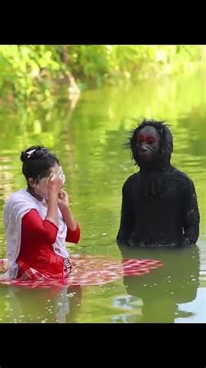 SCARY GORILLA ATTACK PRANK 🤣🤣🤣🤣🤣