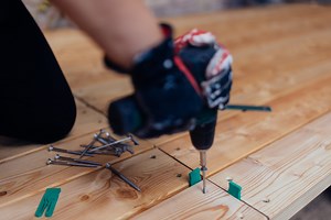 How To Choose The Right Material For Your Deck