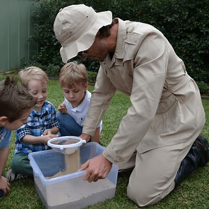 Dinosaur Kids Parties | Dinosaur & Fossil Hunter Themed Party & Entertainers