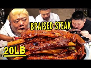 Two 10-pound steaks, Brother Monkey is so greedy when he chews on the big meat! 【Fat Monkey】