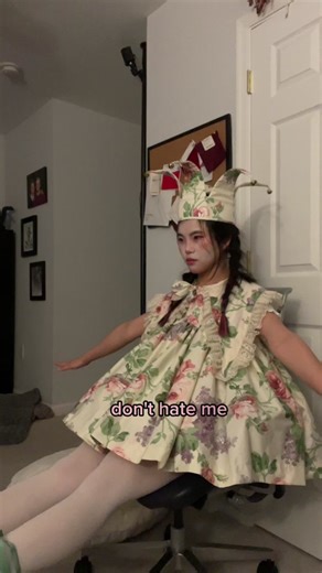 Two silly lil guy tutorials: Puffy dress and a “I’m a big girl” collar . 👗 Puffy Dress Pattern Instruction: 1. Start with finding your goldlilocks shirt. I personally wanted one that was fitted but not tight, with ease under the chest. The main point to look for is where does that shoulder part end and account for that in my pattern 2. Fold the shirt in half and draw the front and back into a pattern 3. For my pattern alterations, I dropped the armhole by .5 inches for a looser fit, reduced the