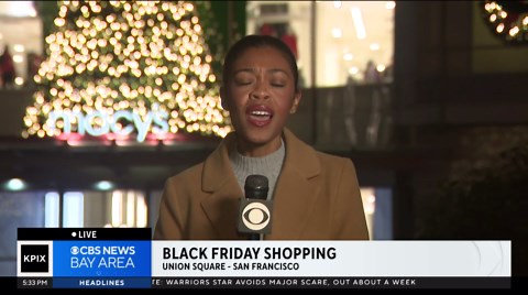 Here's what Union Square looked like as shoppers seek Black Friday deals