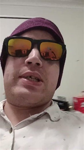 oiii @Annikafangamer683 back off stop fighting me U are acting like a 3 year old