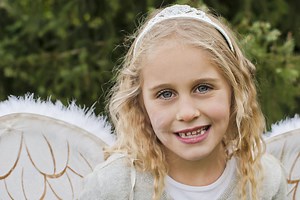 How to make an easy DIY Nativity costume for an angel - Netmums