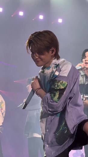 y’all… yoshi visual is no joke🫠🫠 #YOSHI #TREASURE #GOINGCRAZY #TREASURE_HELLO_TOUR #TREASURE_HELLOinJKT