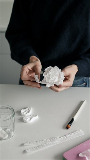 Sally Cooper - Lake District Wedding Cakes on Instagram: "Can't believe the impact this has had in such a short space of time! Since making these changes, I've seen: 🤍 More enquiries that are better aligned to my style. 🤍 More bookings converting with confidence - and with larger, more realistic budgets 🤍 Less back-and-forth thanks to clearer info upfront 🤍 Happier, more relaxed couples who know exactly what to expect 🤍 Growth in followers, sales and my confidence! Proof that thoughtful cha