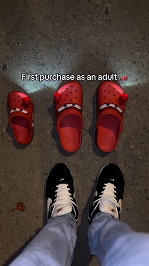 Lightning McQueen Crocs with Lights for Kids!