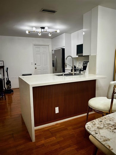 1111 Sorrento Dr, Weston, FL 33326 - For Rent