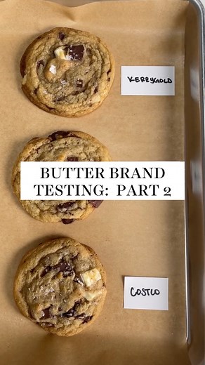 BUTTER BRAND TESTING⁠ PART 2!⁠ ⁠ So, were there any significant differences in the final baked cookies using different butter brands??⁠ ⁠ I mean, they’re Browned Butter Chocolate Chip Cookies (...I used this recipe: handletheheat.com/browned-butter-toffee-chocolate-chip-cookies, and swapped out the toffee bits for a combo of dark, semisweet, and milk choc chips). Of course, the cookies are all going to be delish.⁠ ⁠ RESULTS:⁠ ⁠ 🧈 Costco: thickest cookies with a hint more buttery flavor than Cha