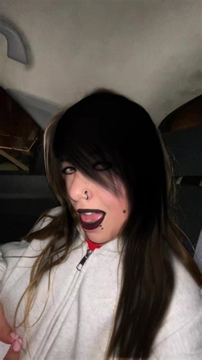 sndra (@sndra_sandra)’s videos with suono originale - TONYGAM3R17