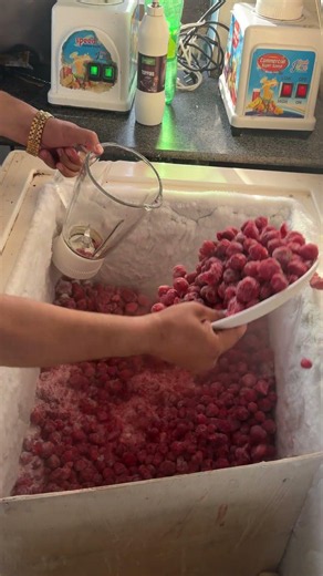 Pakistan Most Viral Dry Fruit Shake | Heavy 4Mix Juice Making Process #streetfood #fruitshake