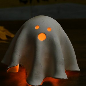499K views · 4.3K reactions | Um these clay ghosts are actually the cutest way to celebrate Halloween  #crafty | Crafty | Facebook