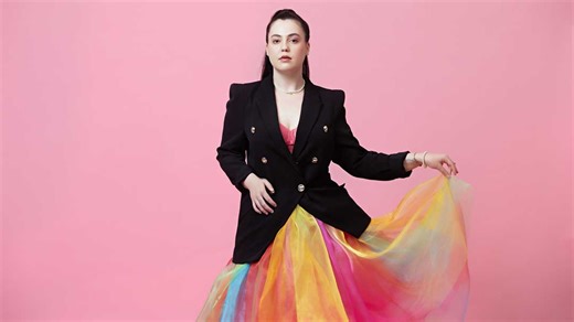 Cindy-Louise Drops Cinematic ‘Mr. Sandman’ Cover