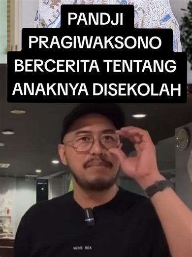 PANDJI PRAGIWAKSONO BERCERITA TENTANG ANAKNYA DISEKOLAH. ---- STANDUP COMEDY PANDJI MENGATAKAN WAPRES GIBRAN NGANTUK? DAN WAPRES CUSTOMER SERVICE? --- KASUS IJAZAH PALSU JOKOWI DAN GIBRAN #pandjipragiwaksono #wapresgibran #ijazahpalsujokowi #prabowo #jokowi