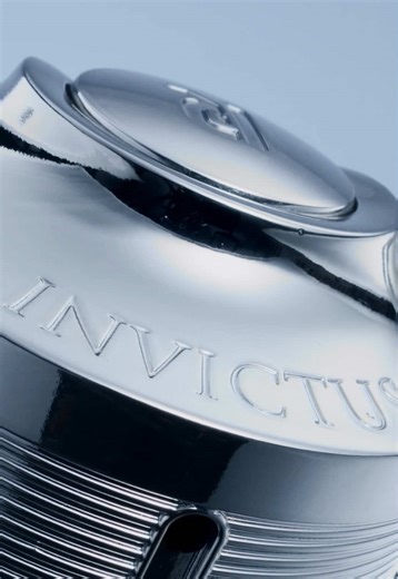 Citrus energy meets salted skin and warm woods. Fresh, mineral, sun-charged. A scent that feels like victory. #RabanneParfums #Invictus