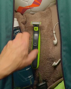 Com Oneblade você, apara, raspa e contorna o rosto e o corpo. | Philips