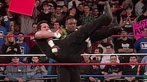 Tommy Dreamer vs. D-Von Dudley: Raw, Feb. 24, 1997