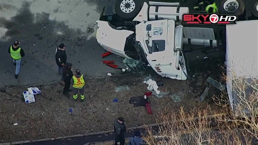 Traffic snarled hours after tractor-trailer rollover on I-495 south in Andover