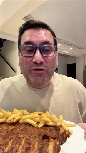 Χοιρινά παϊδάκια με μέλι στον φούρνο