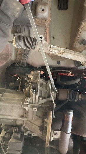 Drive shaft stuck #tricks to remove #shorts