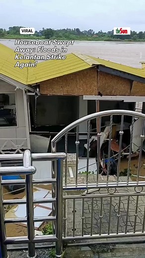 Tragedy on the Water: Kelantan Houseboat Swept Away