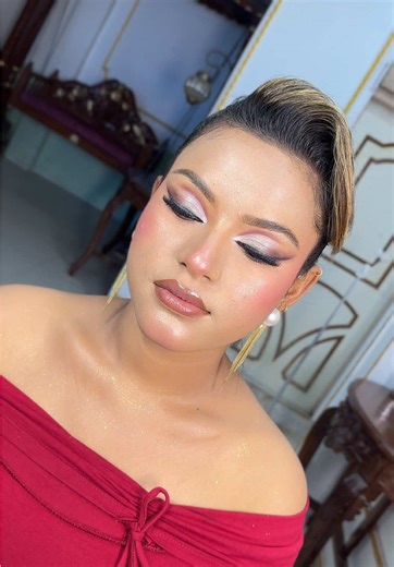 Professional Makeup Class at Orange Makeup Studio