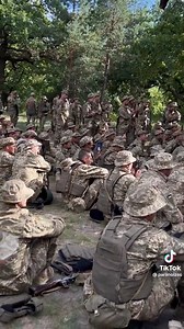 425K views · 42K reactions | Moisey Bondarenko is one of Ukraine's defenders playing the violin for his counterparts. Would love to go to listen to his music in peaceful times in #Ukraine. #UkraineWillWin #UkrainianArmy | UkraineWorld | Facebook