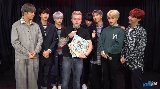 BTS Open Christmas Gifts From Jojo_1080p