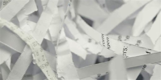 Free document shredding event on behalf of RE/MAX Real Estate Center