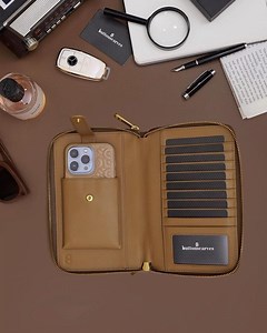 BUTTONSCARVES on Instagram: "The perfect one for a man who's always on the go?🙌🏻 this Bimu Zip Wallet has ample organization with slots for cash, cards, and even a dedicated compartment for a phone or else. It's NOW AVAILABLE on our website and #BSApp!🛍️ #Buttonscarves"