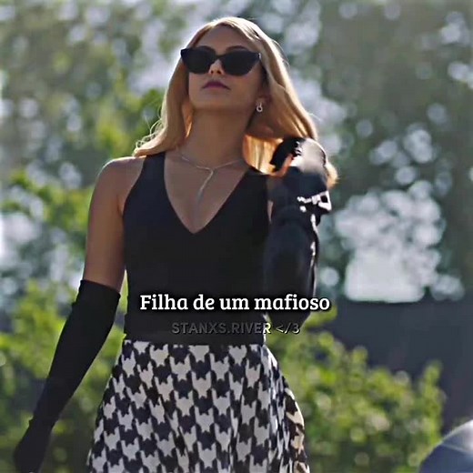 👯‍♀️💅🏻 // ib: @•multifandom• #faleitoleve #thecwriverdale #fyyyyyyyyyy #veronicalodge #bettycooper #beronica #MeuSpotify