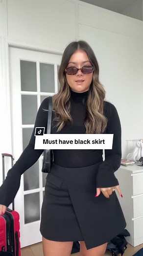 The black skirt everyone needs to own #blackminiskirt #size8fashion #size12fashion