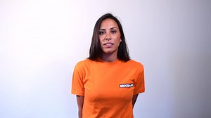 8.4K views · 165 reactions | "In Bricoman, uno sbaglio non è visto come un errore da punire ma bensì come uno spunto per migliorarsi e per migliorare la vita di tutti quanti in Negozio". Lei è Valeria e lavora nel Negozio di Ragusa come amministrativa logistica. | Tecnomat Italia | Facebook