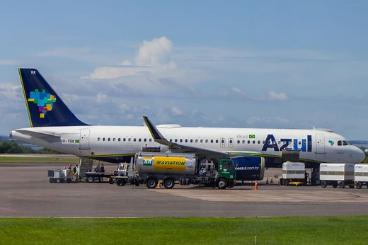 Azul (AZUL4): ações vão voltar a subir? Veja projeções