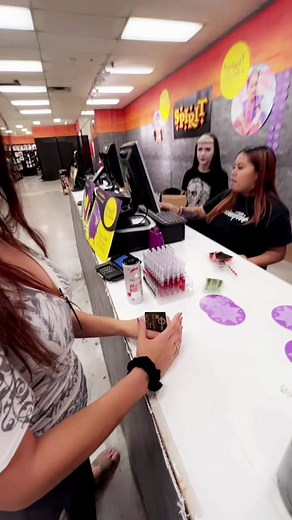 HEAR YEE HEAR YEE @Colleen #spirithalloween #vine #rant #halloween