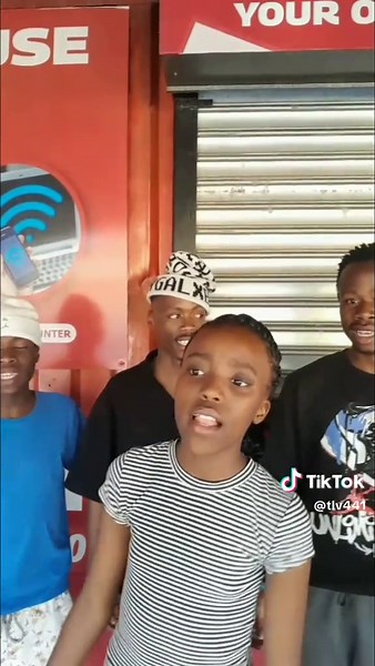 Soulful Acapella Performance by Zee