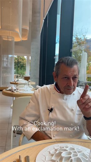 À Cœur Ouvert x Jacques Maximin ✨ New guest, same concept: a few insights from Jacques Maximin, Meilleur Ouvrier de France Cuisinier. Resident chef since the opening of École Ducasse Paris Campus, he guides our students throughout their learning journey. - À Cœur Ouvert x Jacques Maximin ✨ Nouvel invité, même concept : quelques confidences de Jacques Maximin, Meilleur Ouvrier de France Cuisinier. Chef résident depuis l’ouverture d’École Ducasse Paris Campus, il guide nos étudiants tout au long d