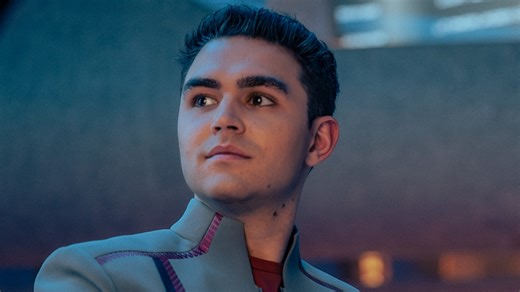 Star Trek icon chimes in on 'absurd' glitter vomiting in Starfleet Academy