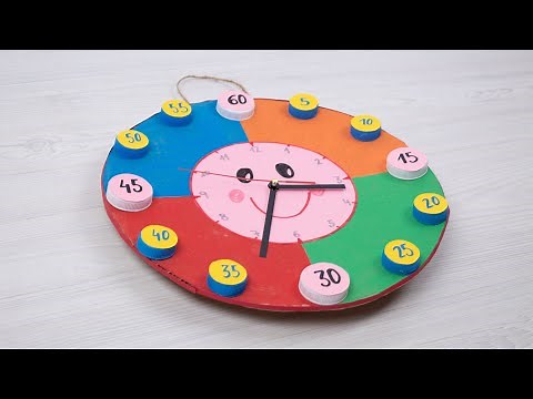 Cómo hacer un reloj con material reciclado
