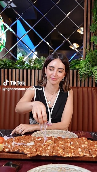 Discover Lahmacun: A Flavorful Turkish Delight