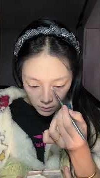 Transform Your Look: Easy Makeup Routine for Beginners SleepyBeauty MakeupTutorial