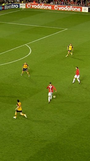 The sound of the ball hitting the crossbar 🤤 #UCL | UEFA Champions League