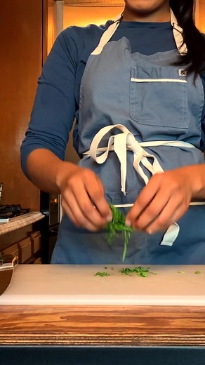How to Chiffonade Basil: Cooking Tips