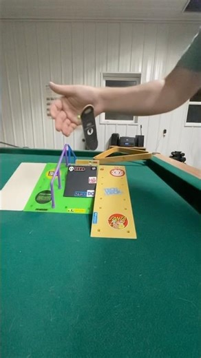 Heelflip Off Ramp Session #fingerboard #fingerboarding #hotwheels #cat #funny #techdeck